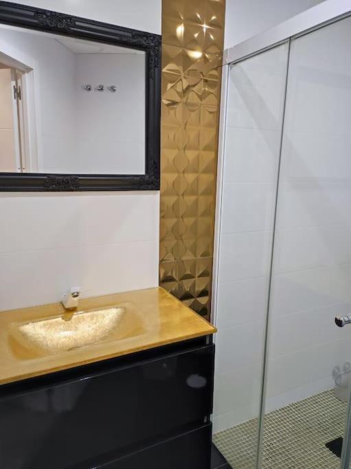 מאלגה Luminoso Apartamento Con Garaje En El Centro מראה חיצוני תמונה